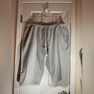 Beverly Rock Women's Gray Capris Pants Wide Leg Pockets Tie Waist Comfort
